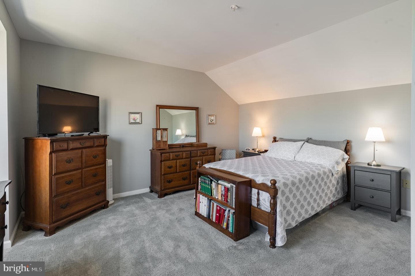 58 Stuart Drive photo 31