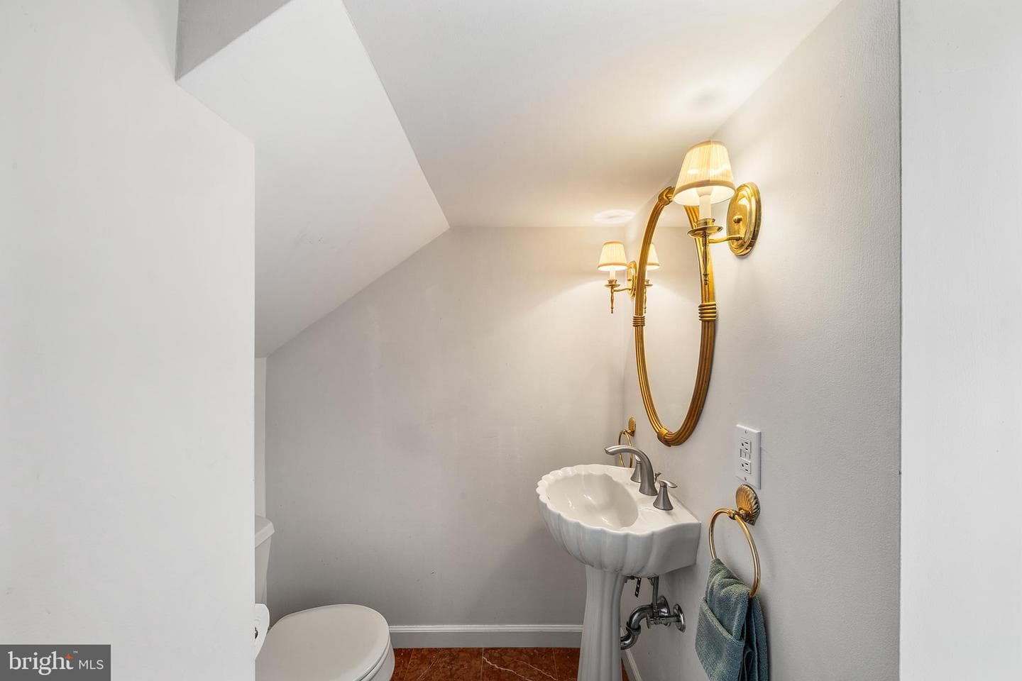 336 Thornbrook Avenue photo 23