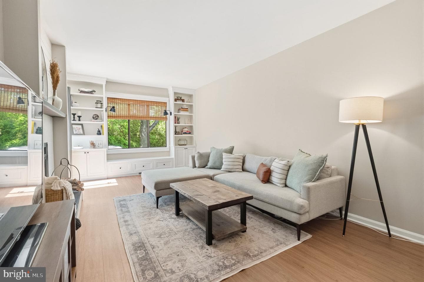 312 Winding Way photo 11