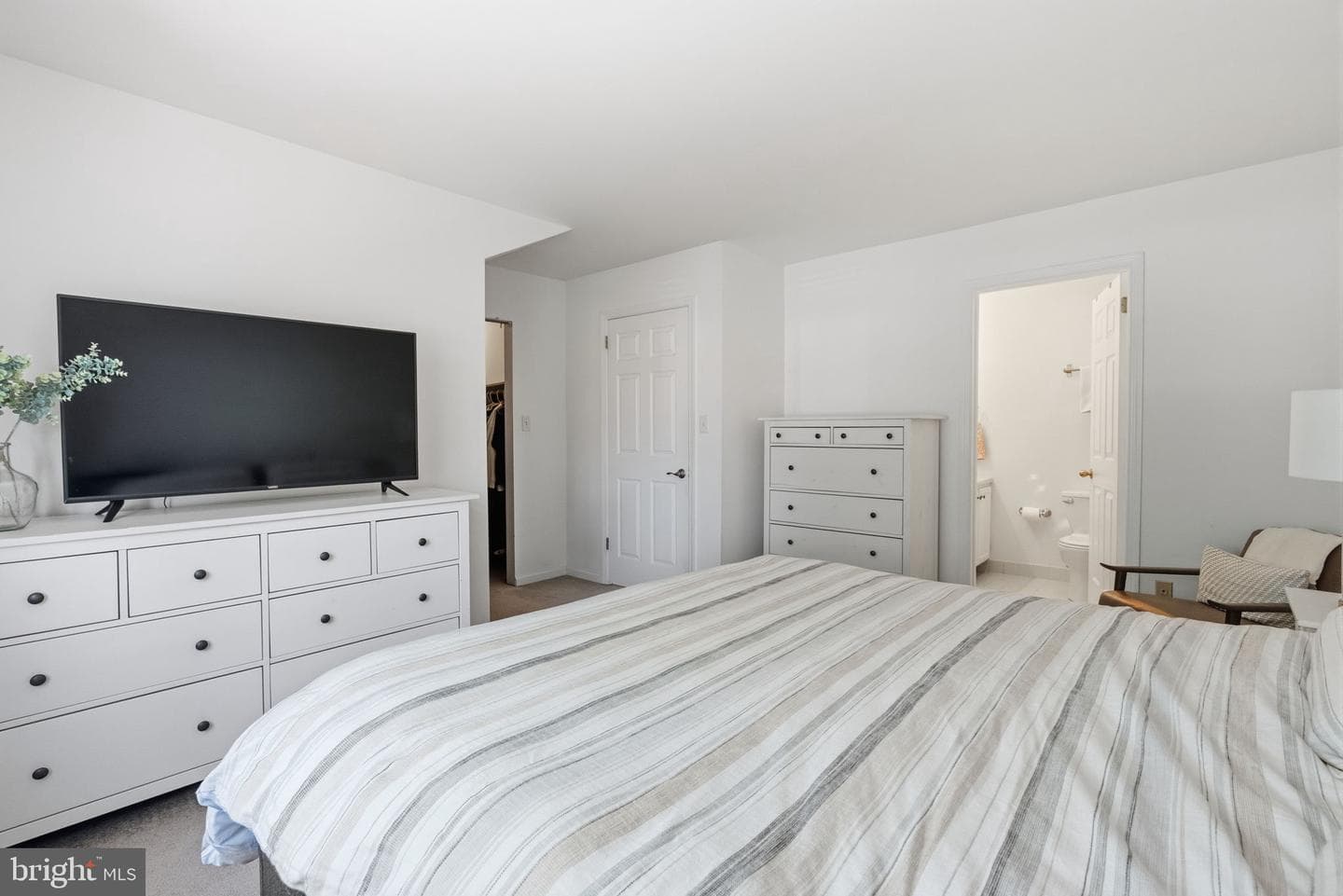 312 Winding Way photo 25