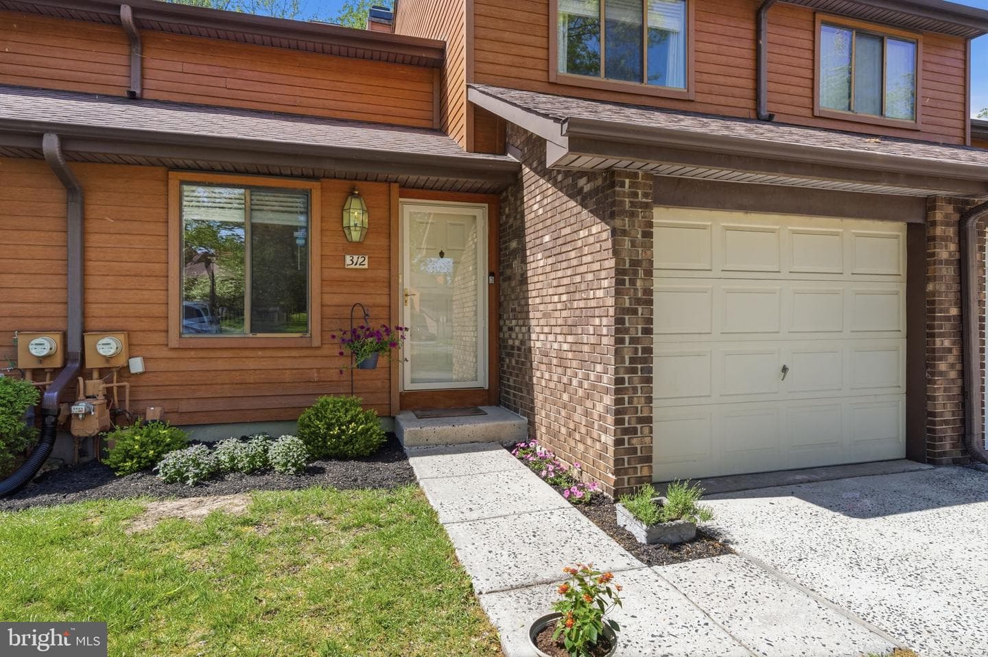 312 Winding Way photo 4