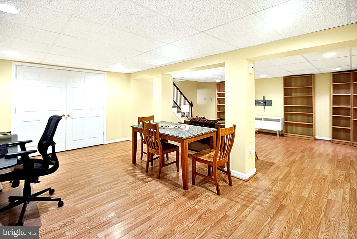 555 Elliott Drive photo 28
