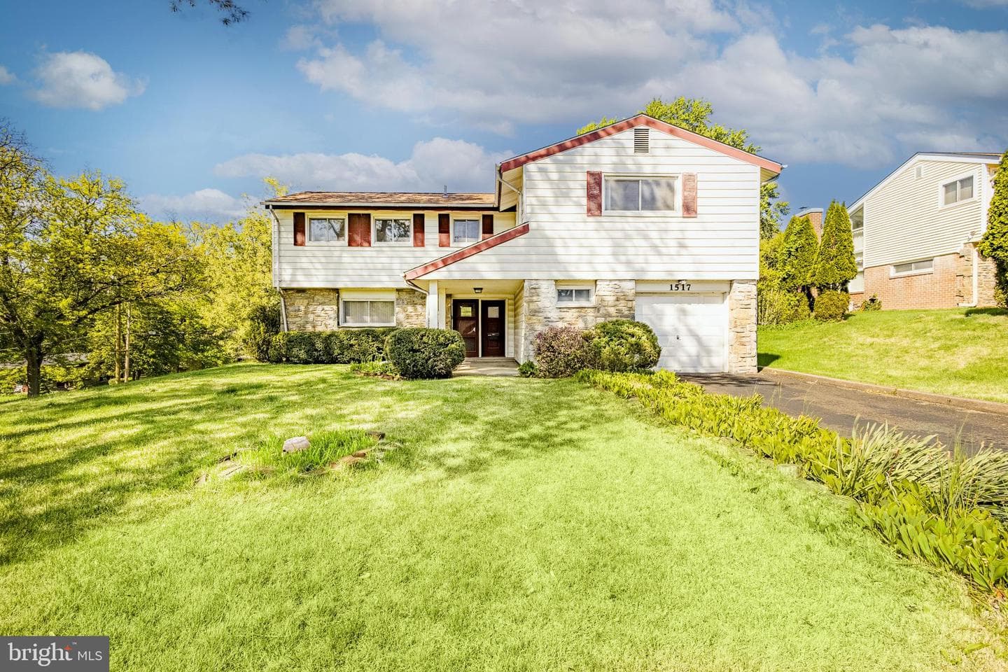 1517 Thornberry Road
