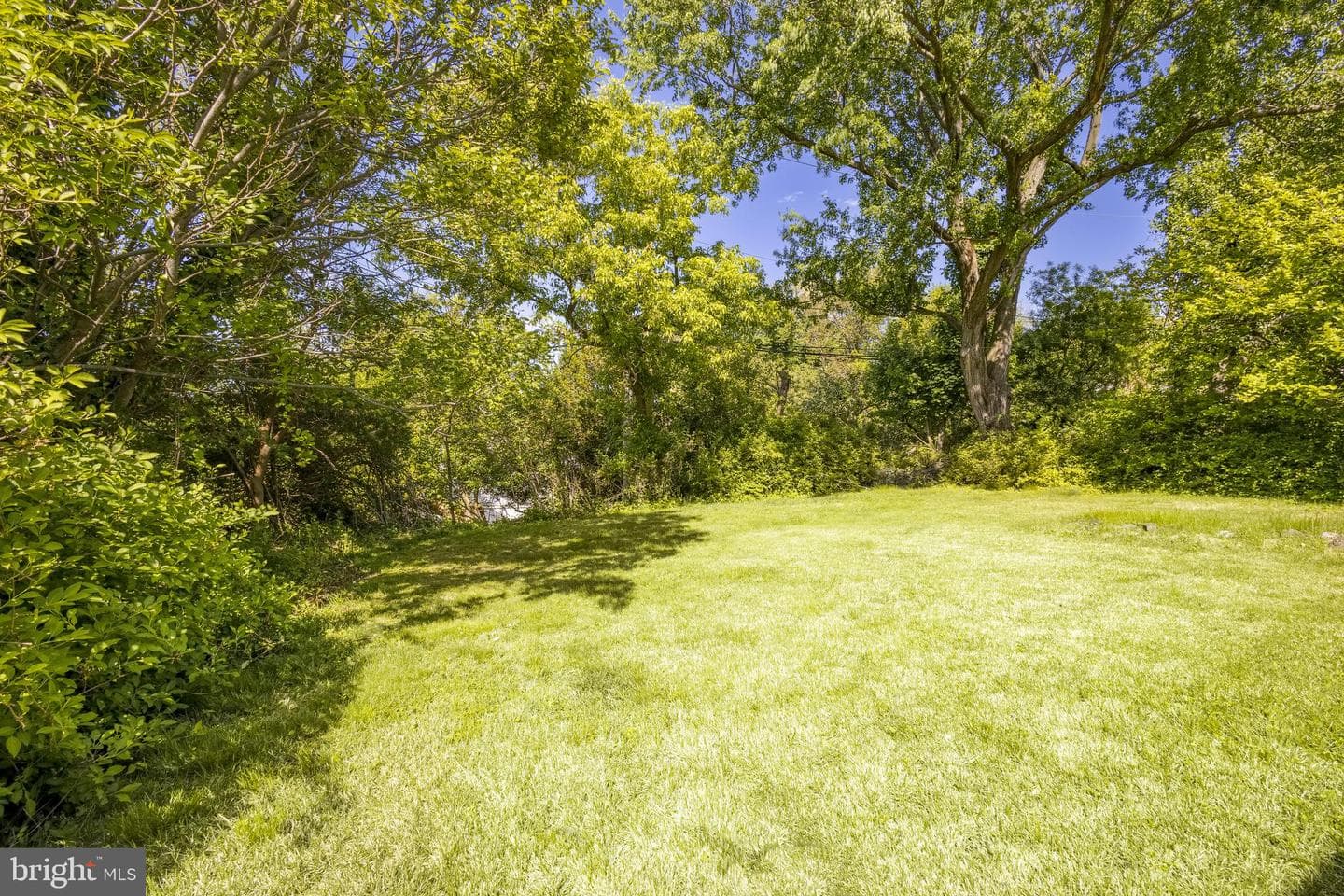 1517 Thornberry Road photo 5