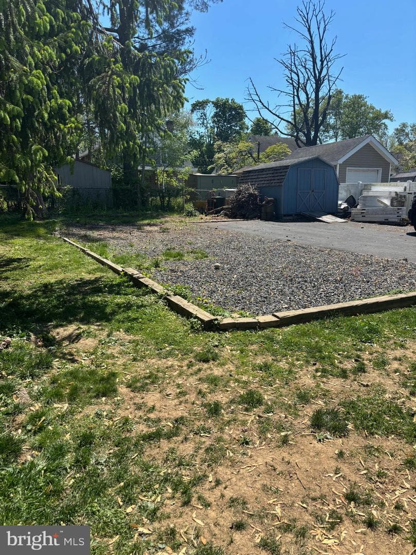 251 Fitzwatertown Road photo 23
