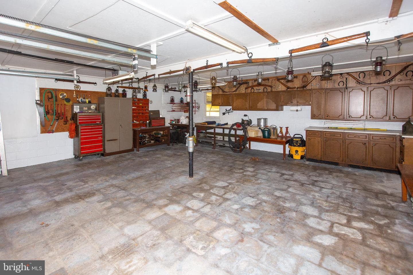 343 Collegeville Rd photo 29
