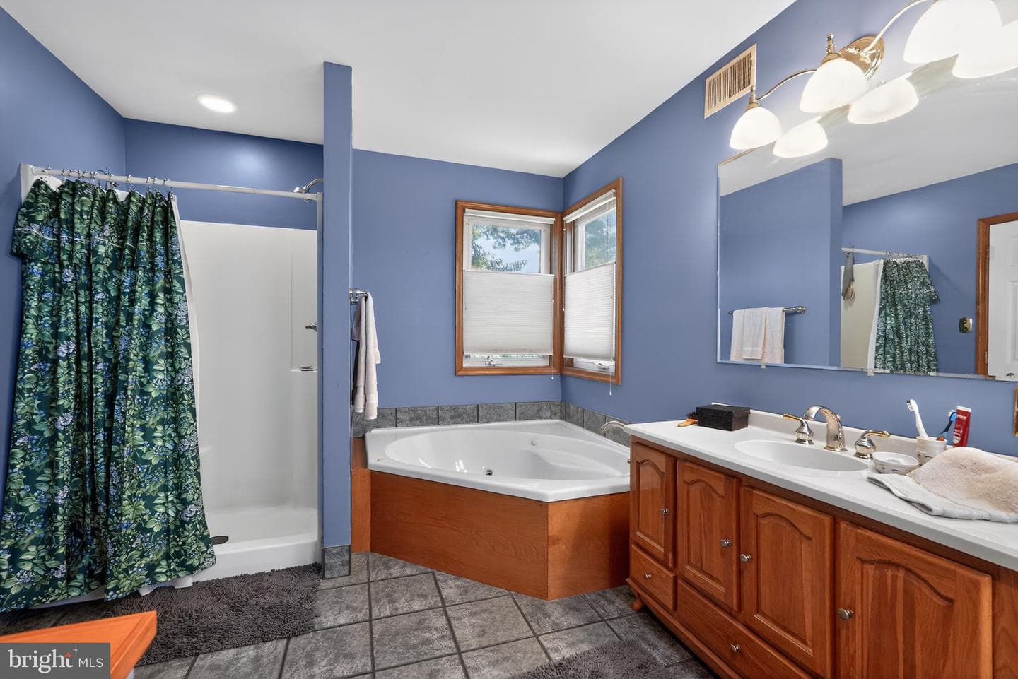 1525 College Avenue photo 21
