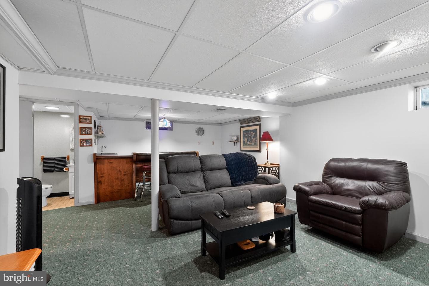1525 College Avenue photo 24