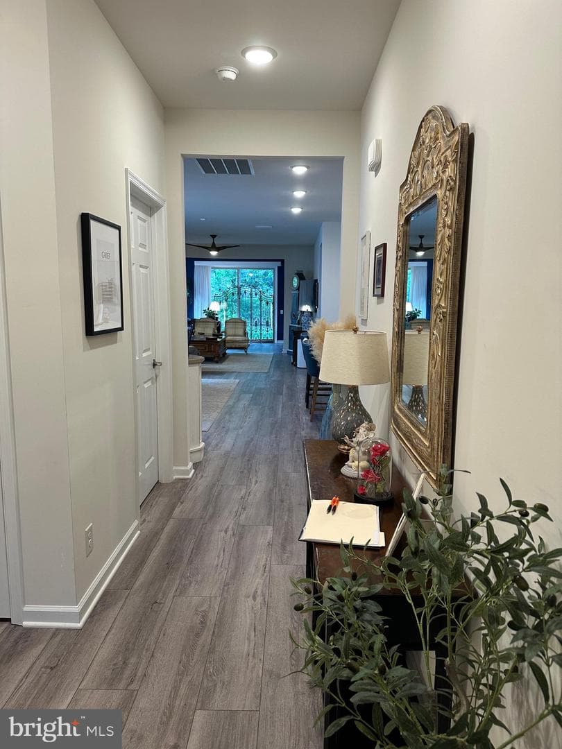 1106 Hill Street photo 3