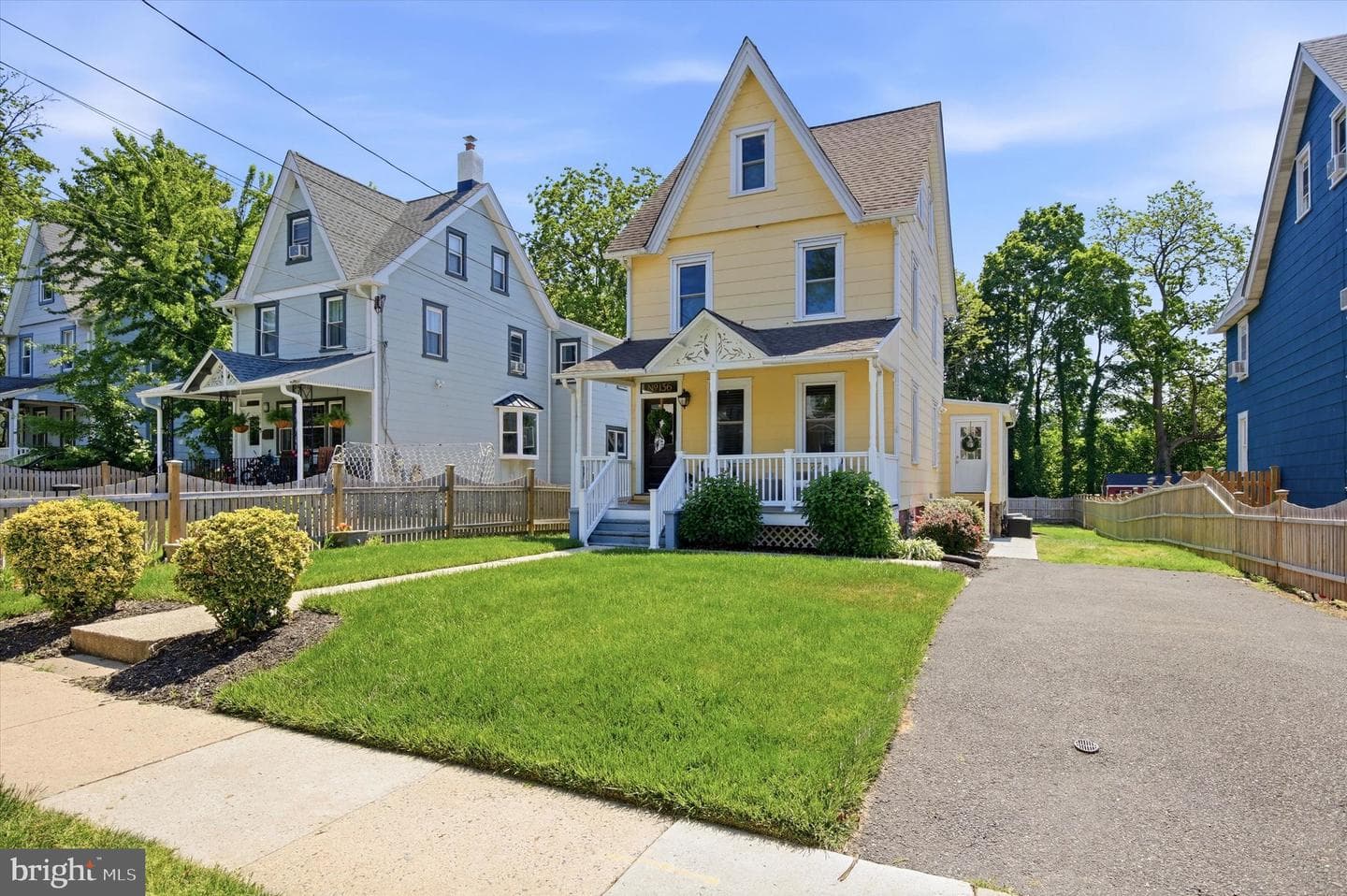 136 Greenwood Avenue photo 3