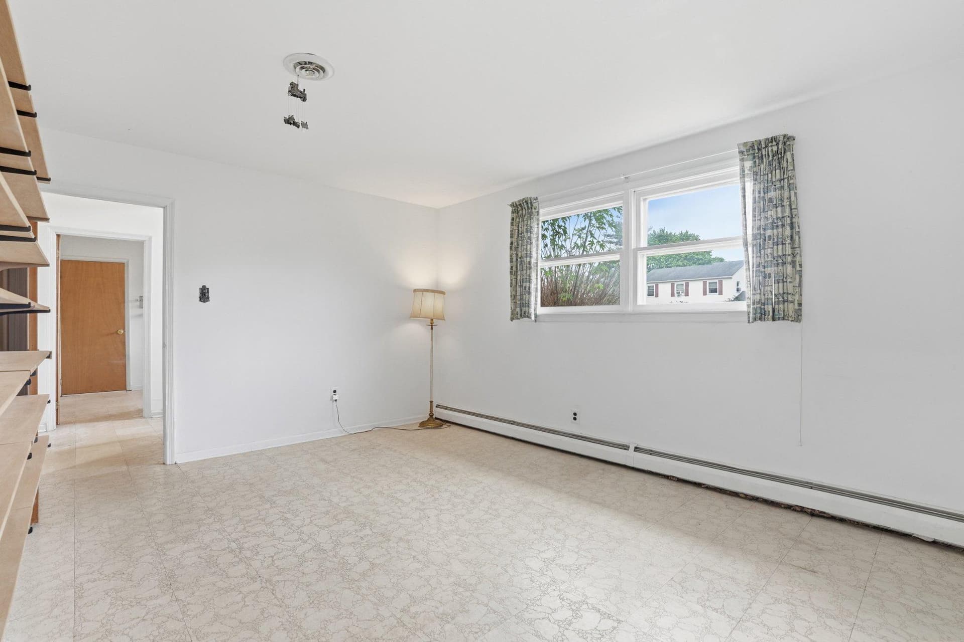 330 Wexford Road photo 29