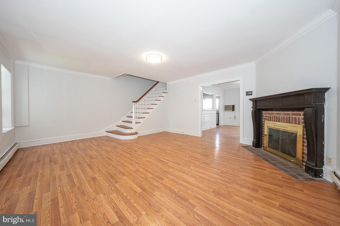 165 Stoneway Lane photo 9