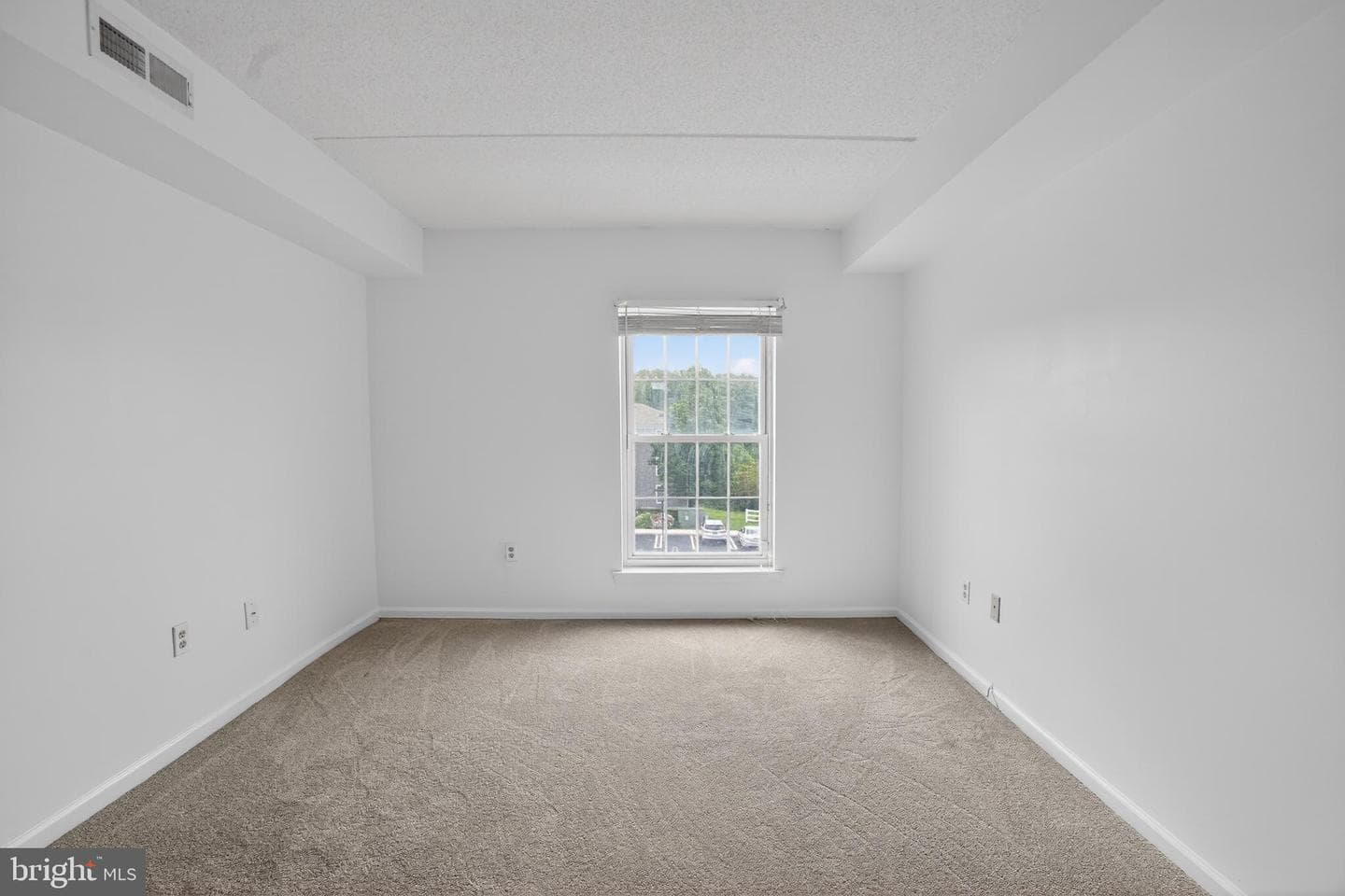 627 Brandon Road photo 22