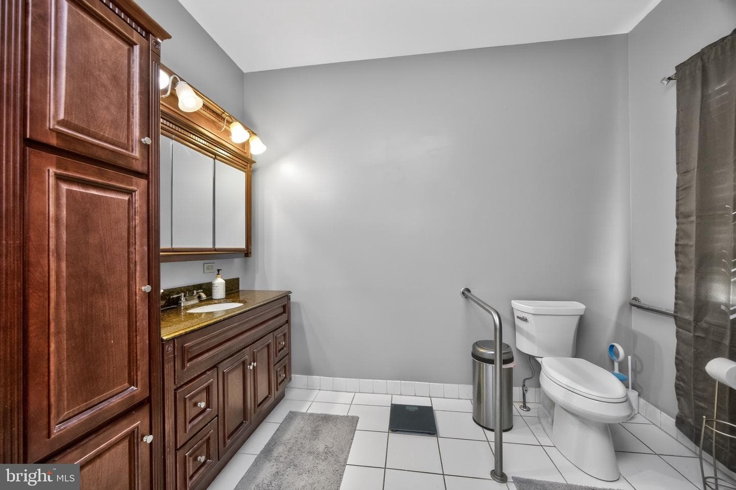 105 William Road photo 28