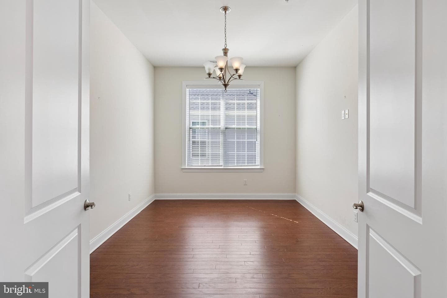 120 Cypress Street photo 9