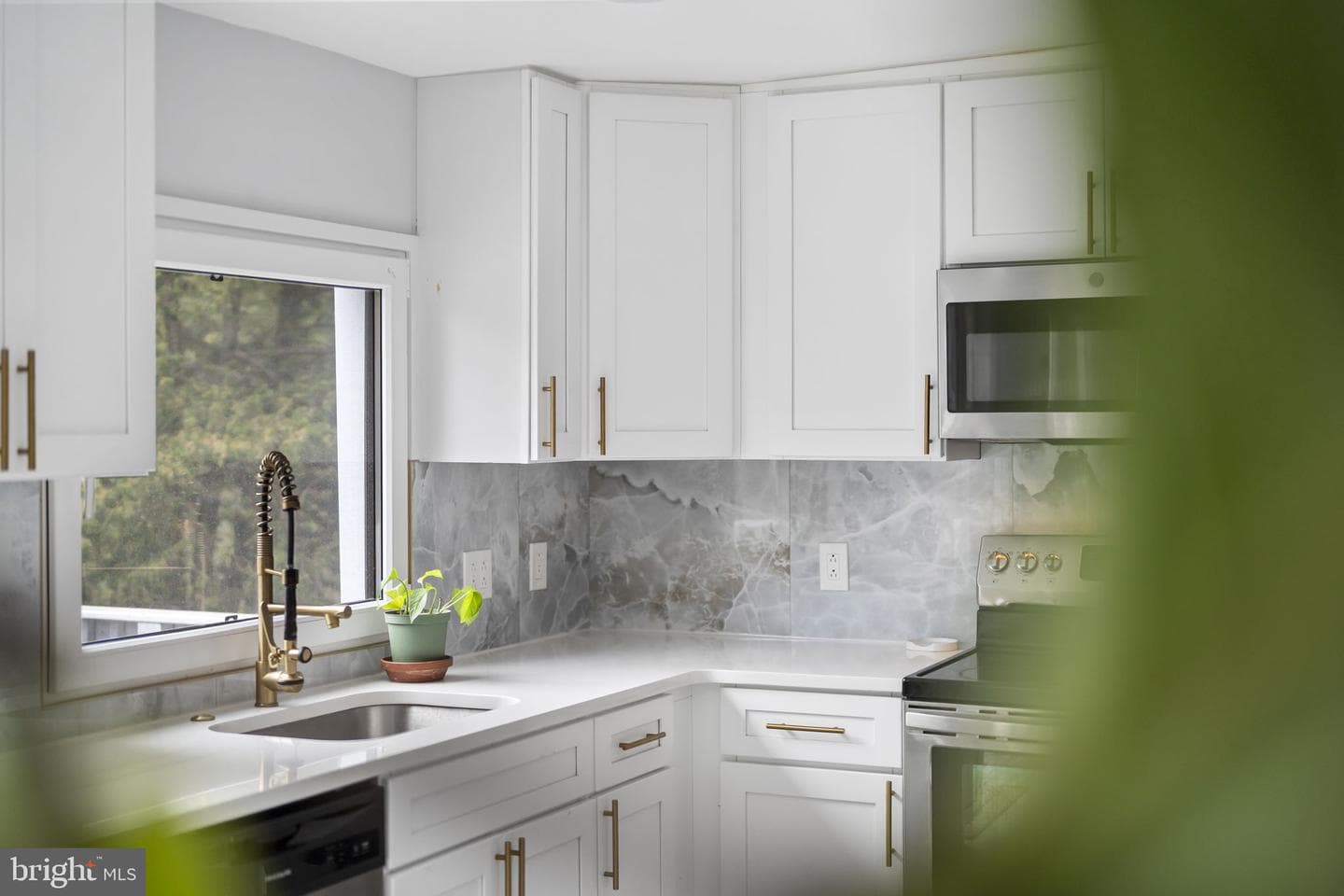 2549 W Church Road photo 13