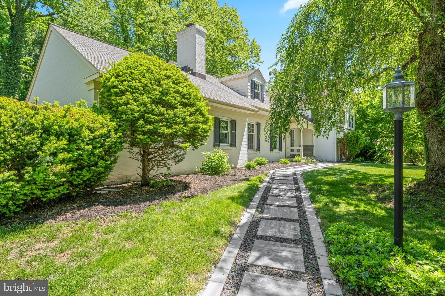 833 Great Springs Road photo 9