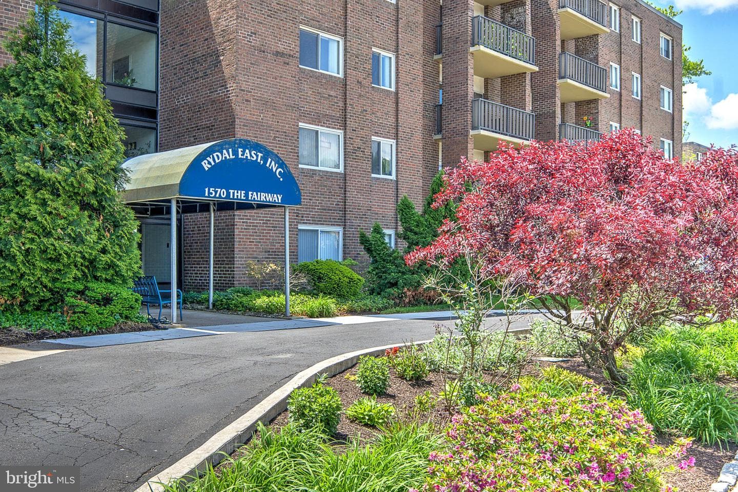 1570 The Fairway #312 E photo 49