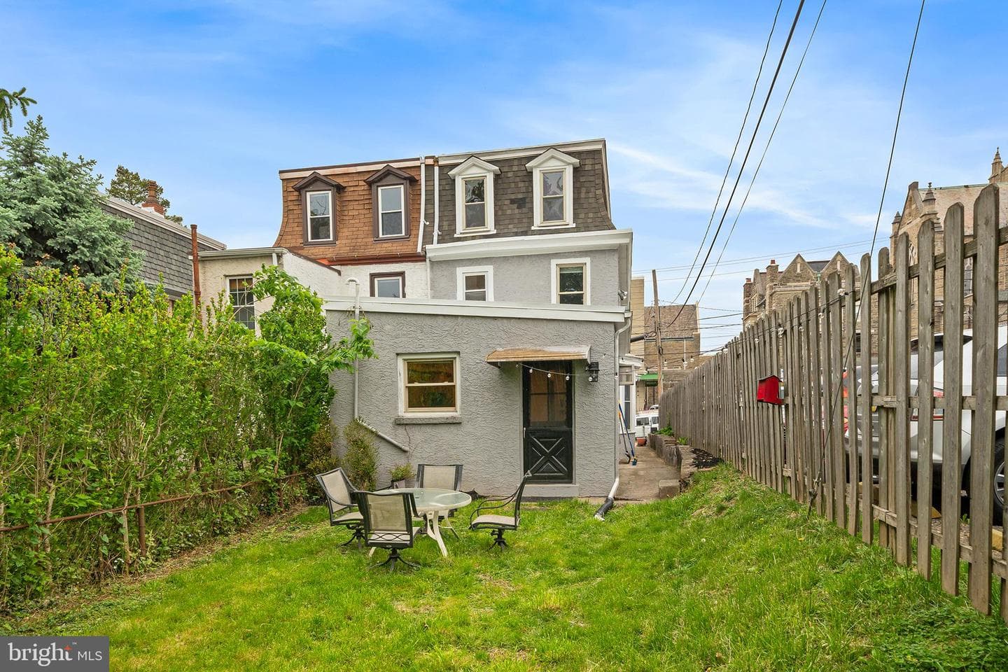 209 Harry Street photo 23