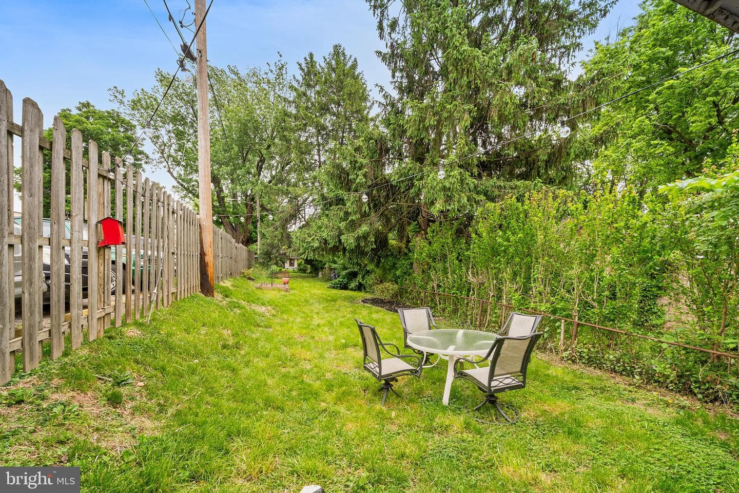 209 Harry Street photo 25