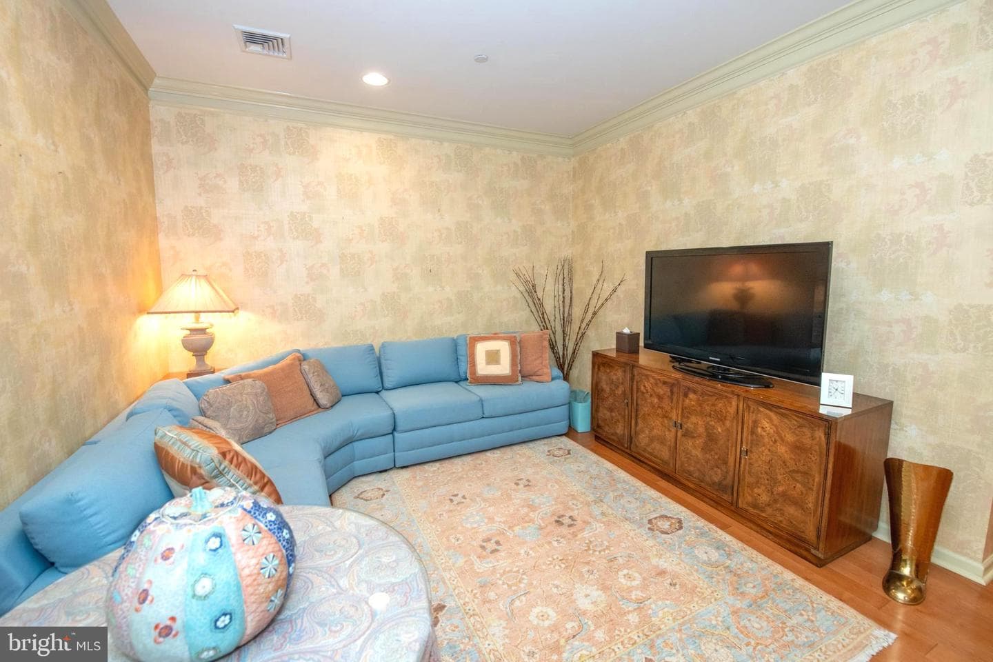 434 Carson Terrace photo 4