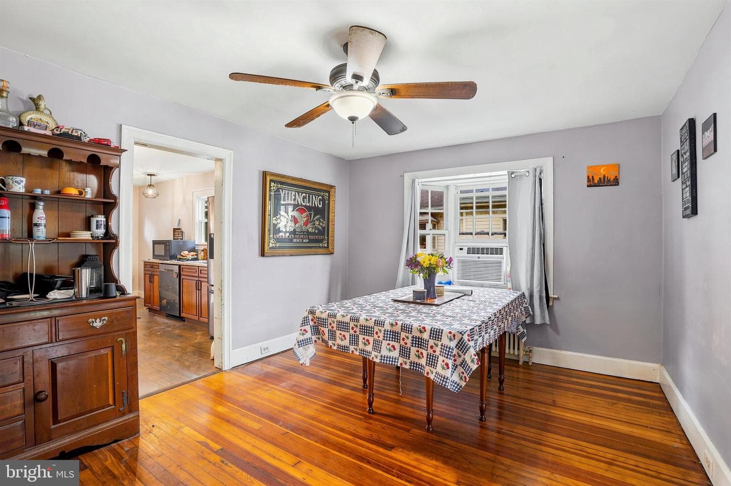 2950 E Walnut Street photo 6