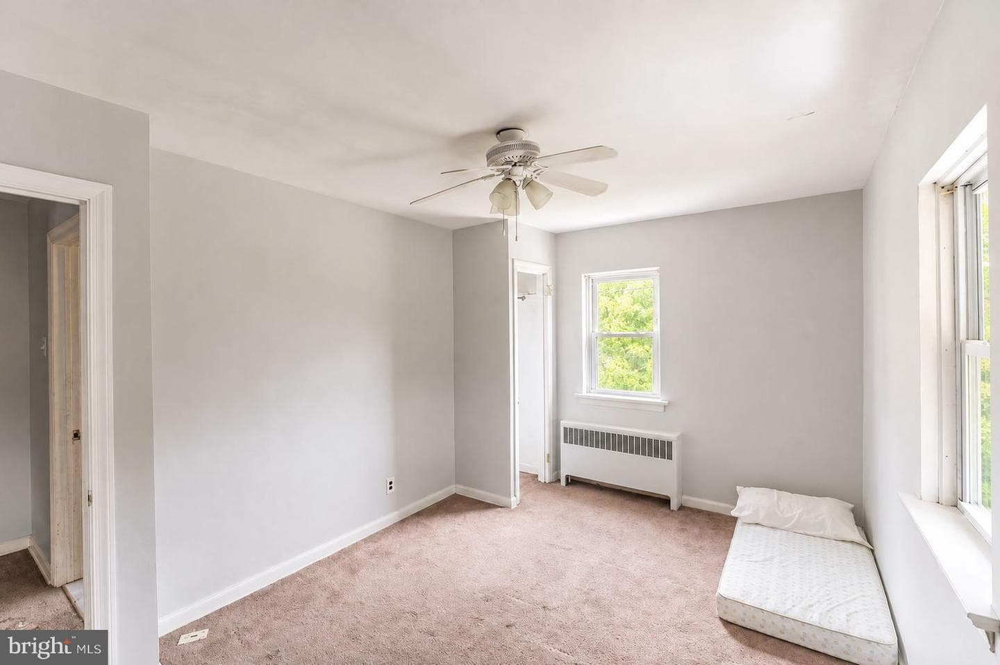 9 David Road photo 16