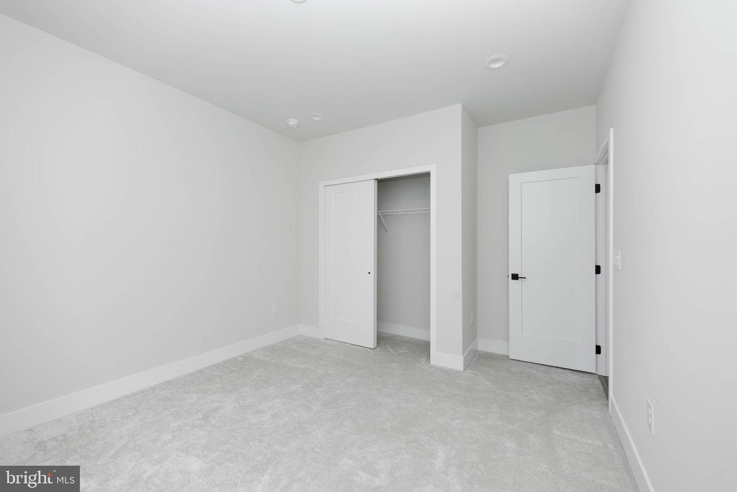 305 Manion Alley photo 18