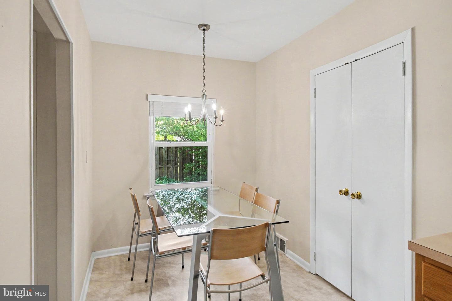 336 Weymouth Road photo 13
