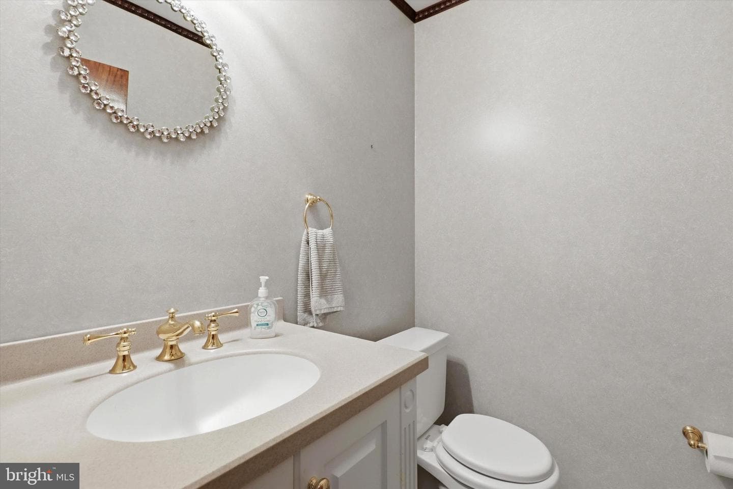746 Wright Drive photo 9