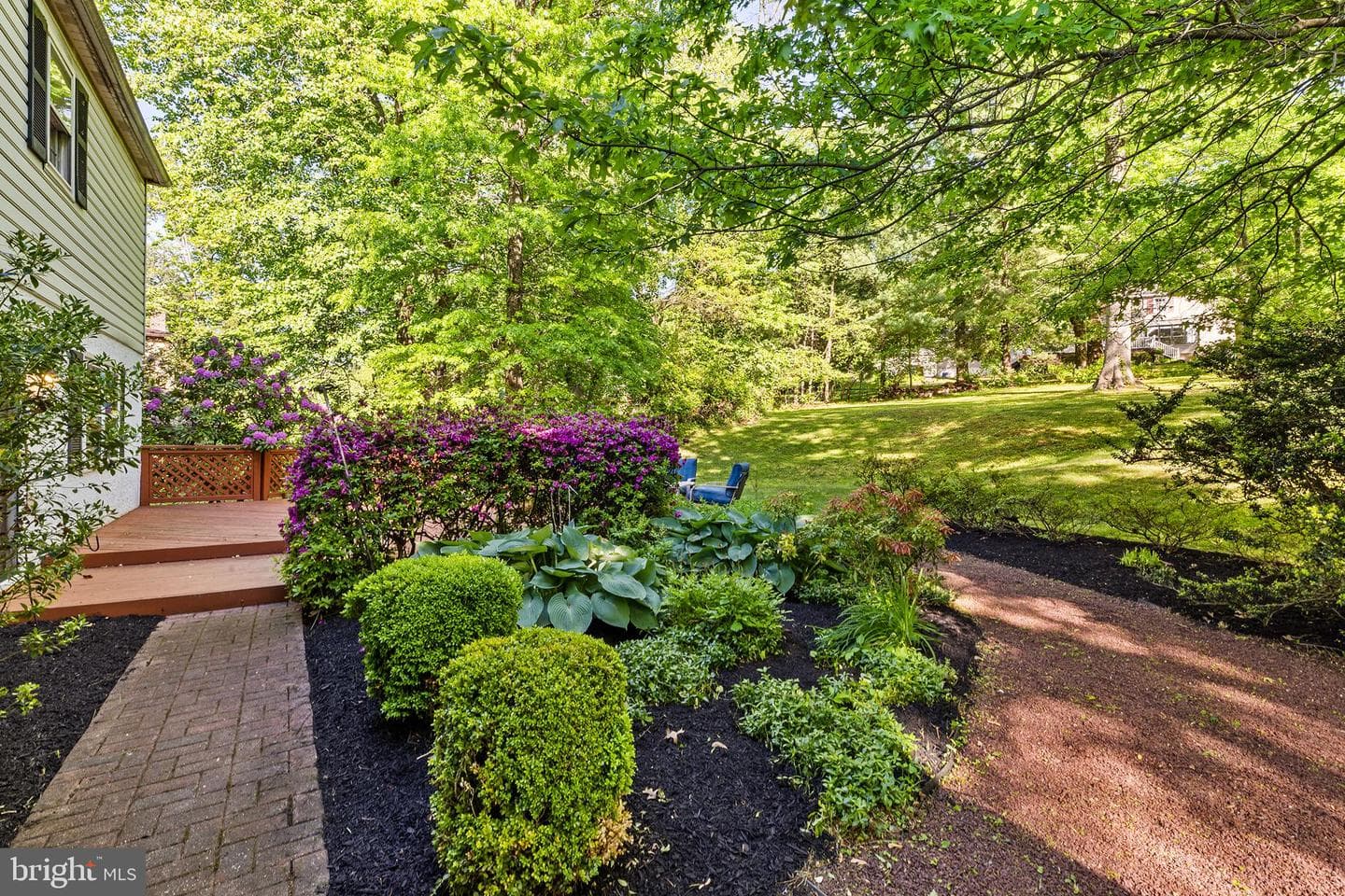563 Applewood Drive photo 37