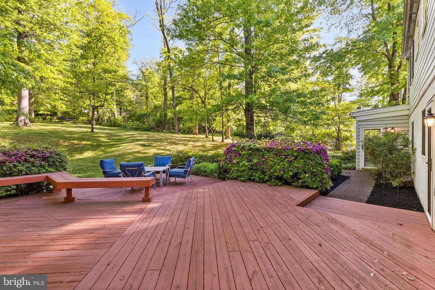 563 Applewood Drive photo 40