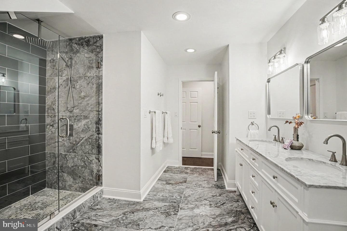 51 Academy Road photo 21