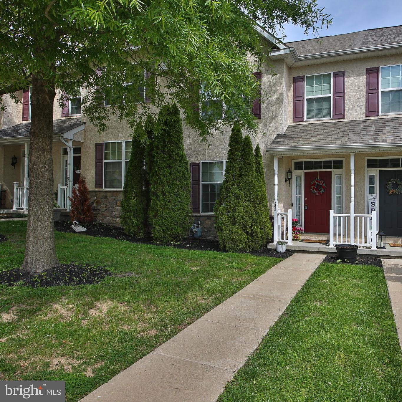545 Grove Street