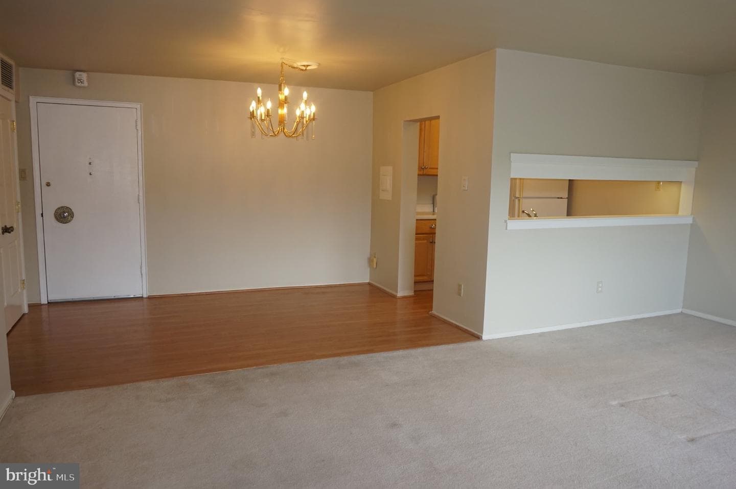 1570 The Fairway #512 E photo 5
