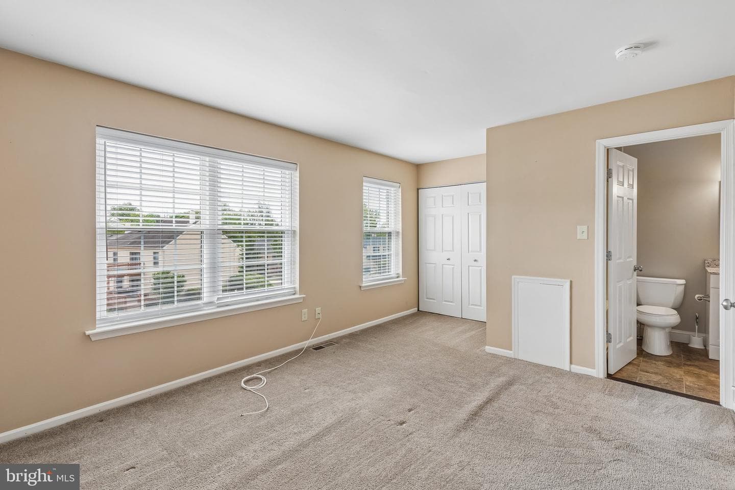 537 Bassett Lane photo 30
