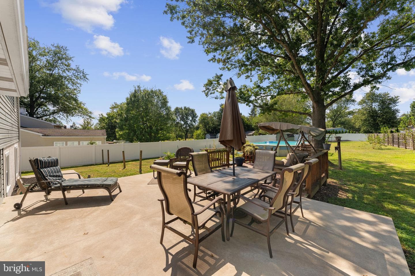 167 Meadowland Drive photo 32