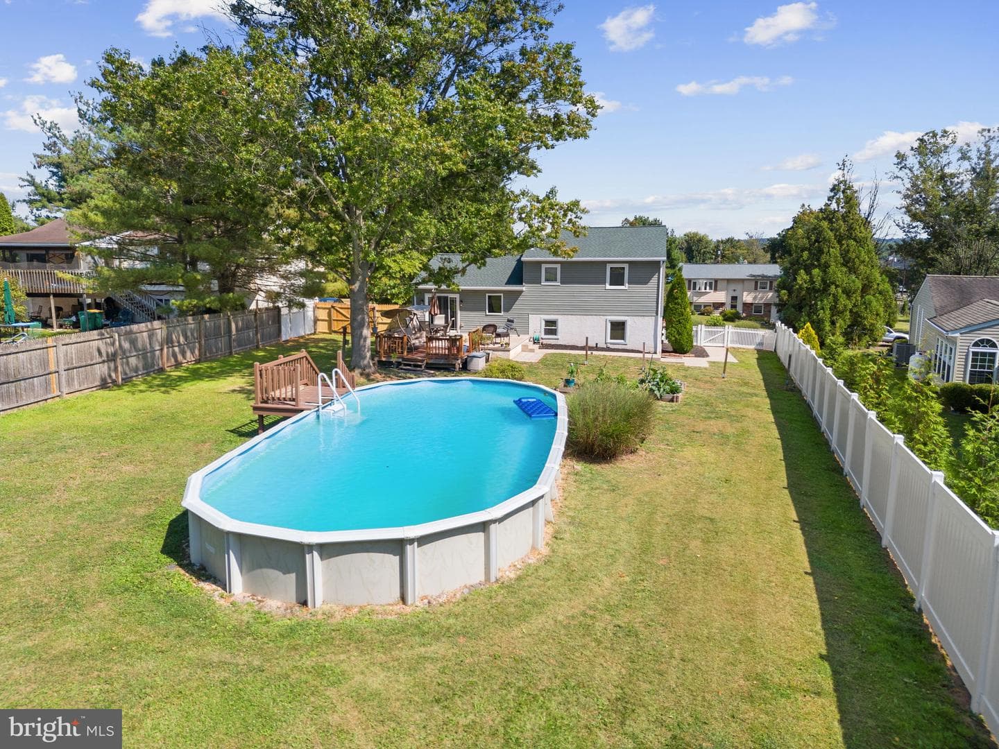 167 Meadowland Drive photo 35