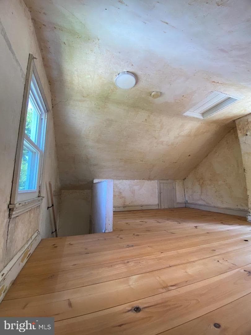 262 N Hanover Street photo 39