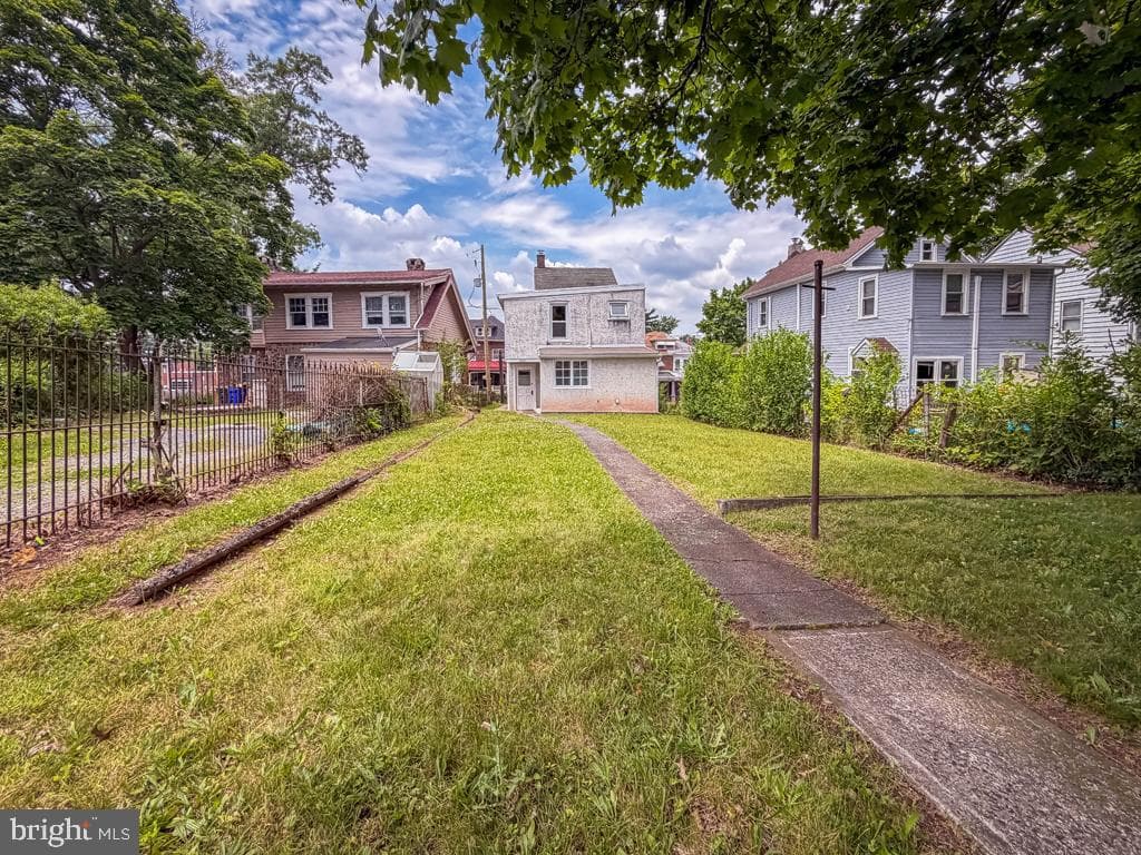 262 N Hanover Street photo 41