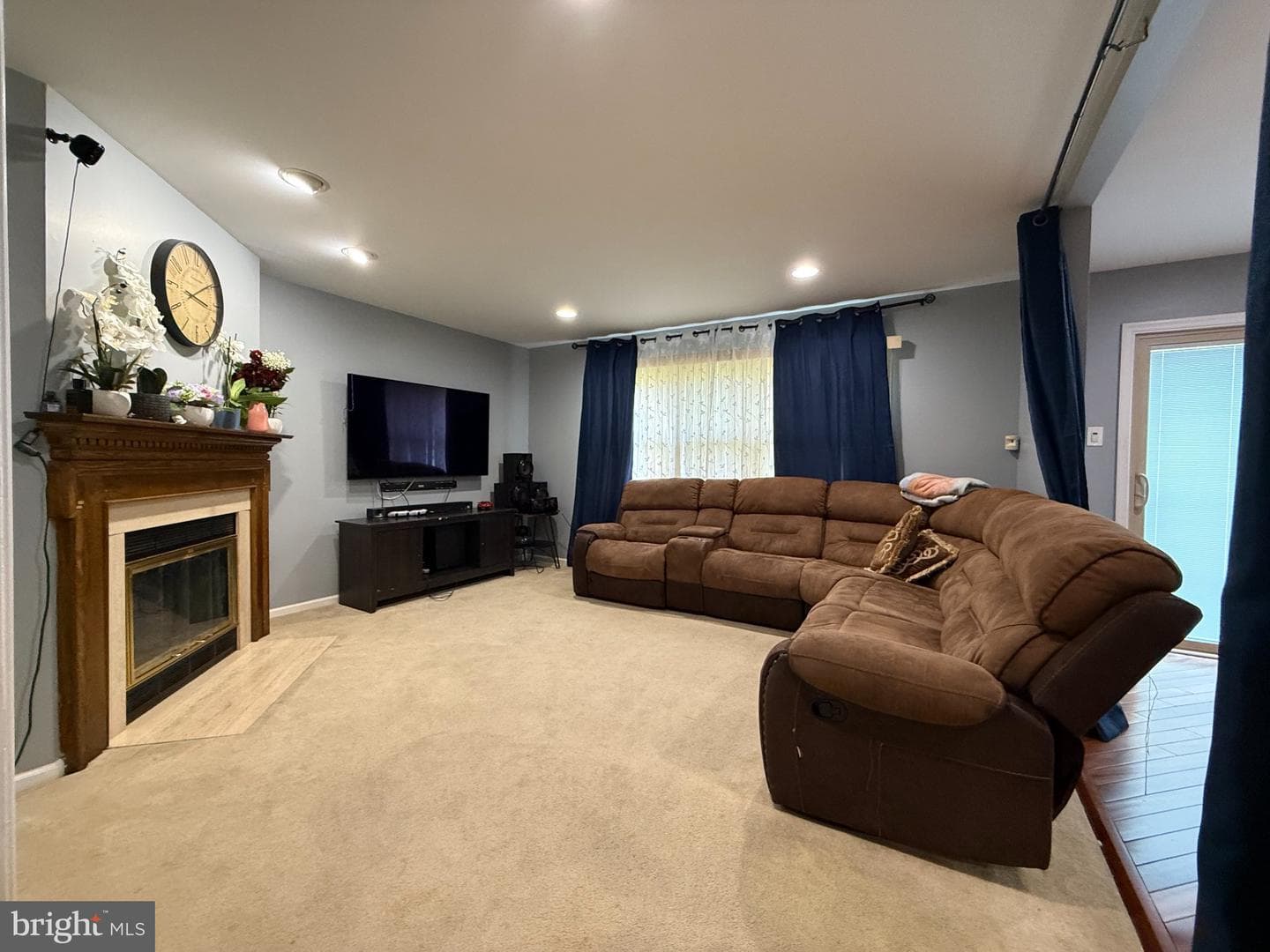 1129 Byron Court photo 4