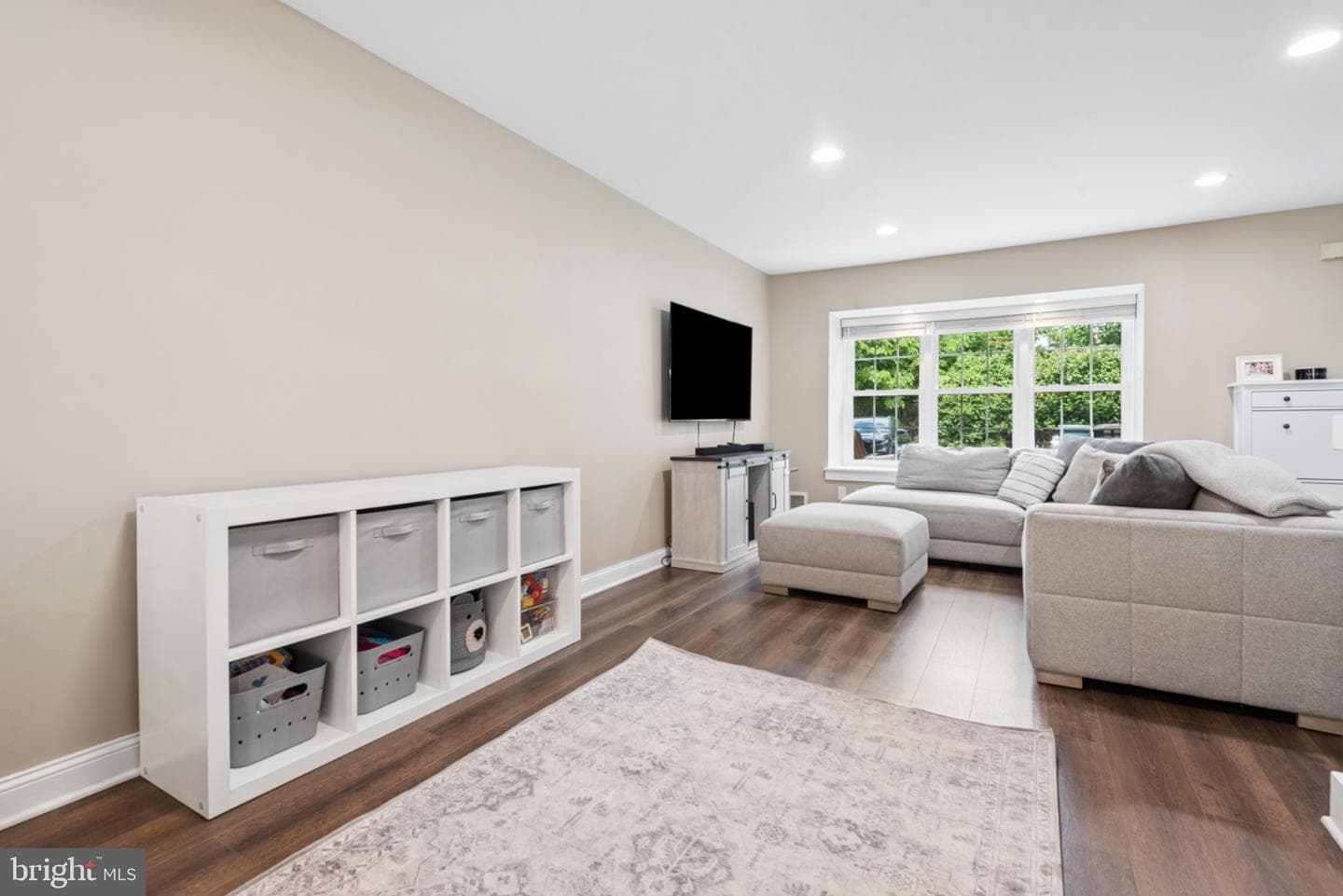 2140 Ash Lane photo 10
