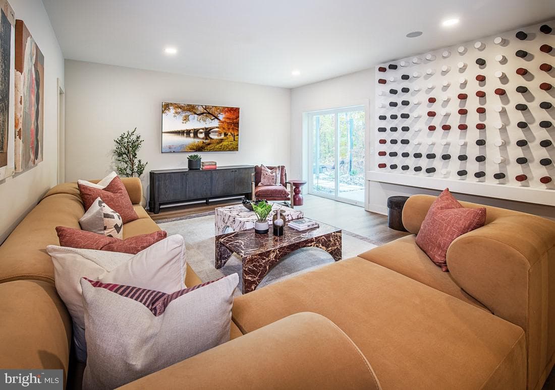 104 Casey Court photo 24