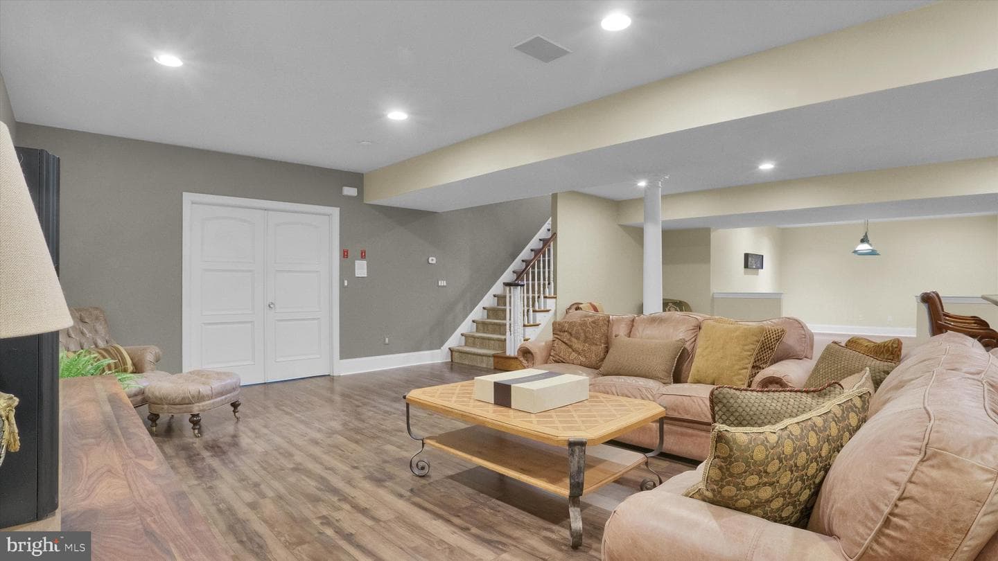 950 Pennbrooke Lane photo 73