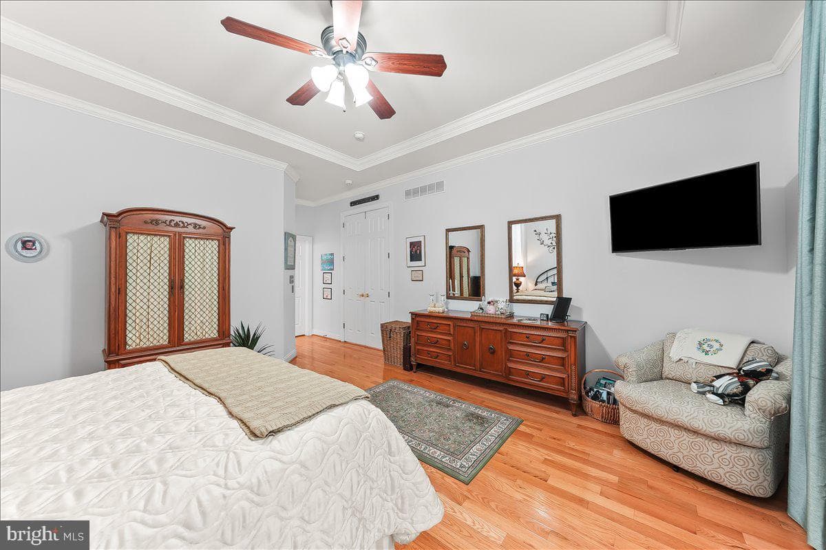 214 Hanover Road photo 16