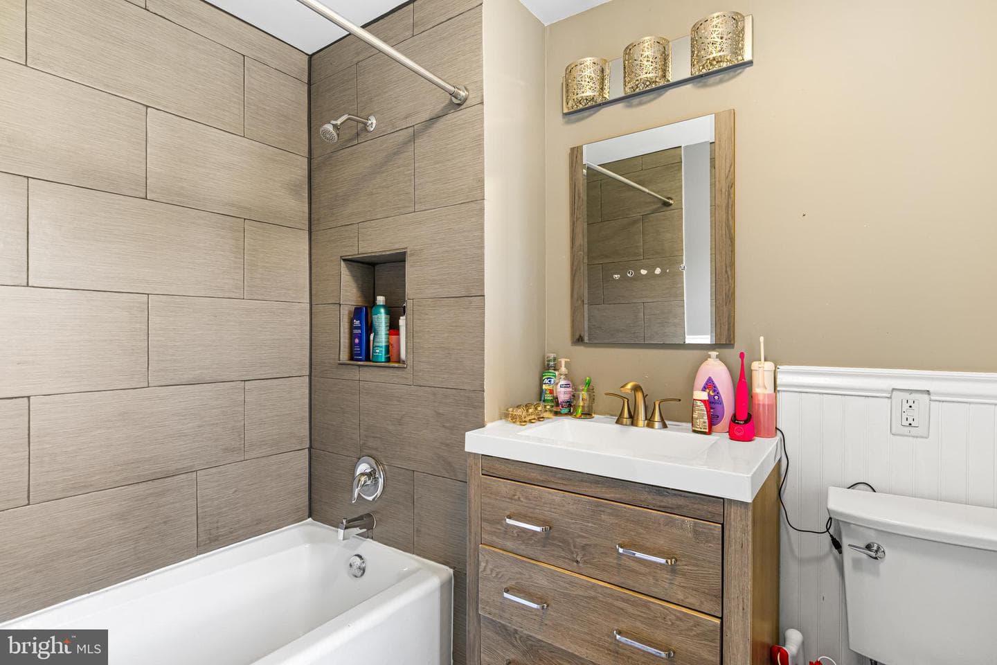 1670 Cloverly photo 33