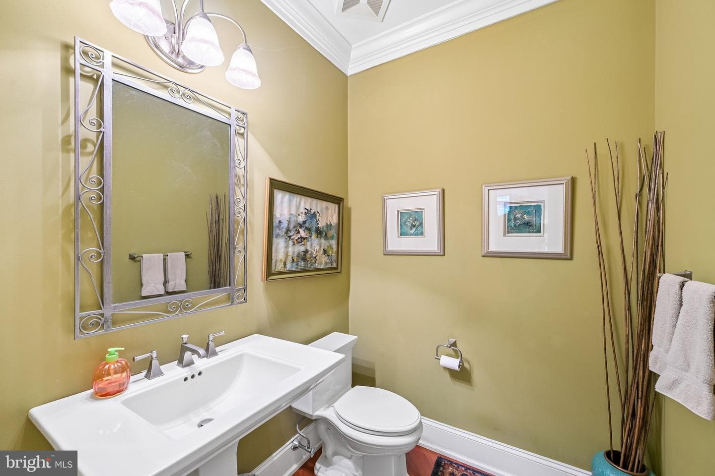 378 S Warner Road photo 44