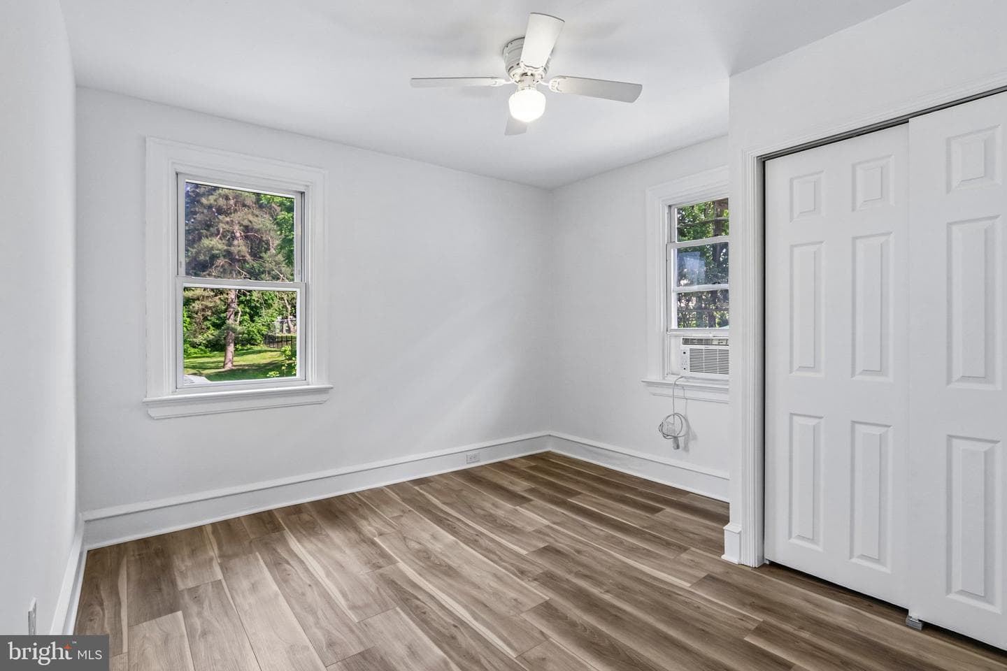 1833 Fairview Avenue photo 24