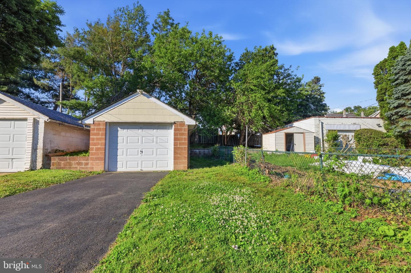 507 Jefferson Avenue photo 25