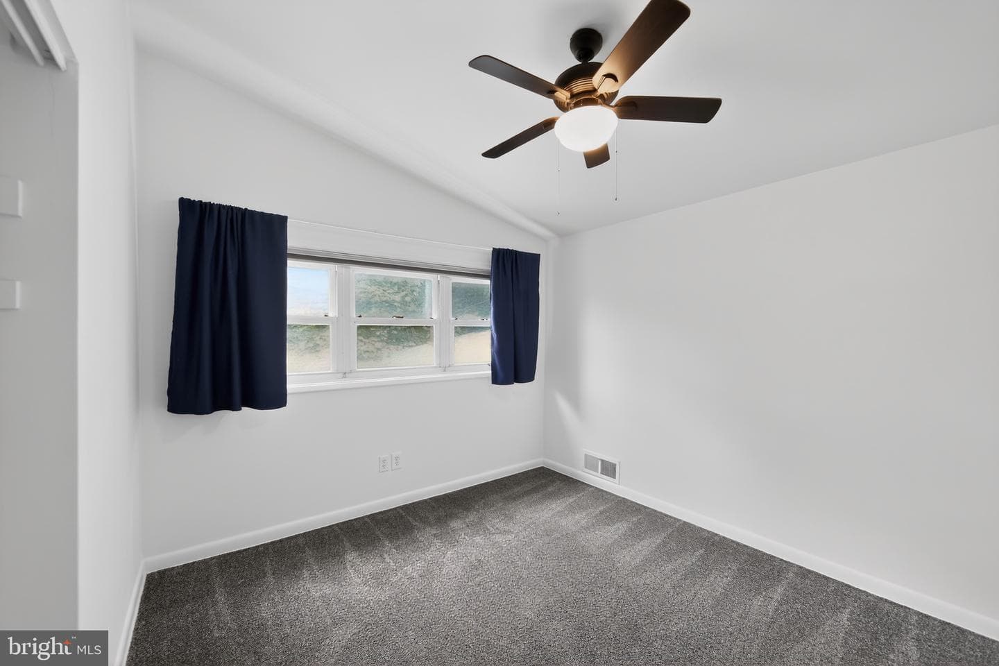 1649 Muhlenburg Drive photo 22